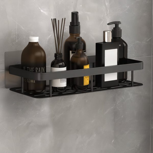 étagère murale stylée en aluminium en situation