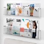Etagere transparente pour décoration